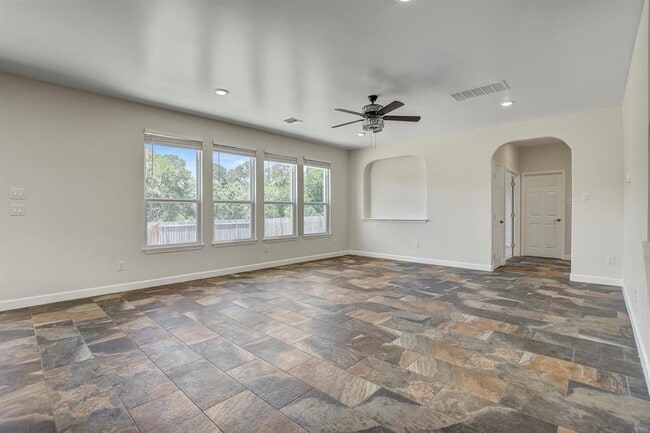 Building Photo - 309 Camperdown Elm Dr