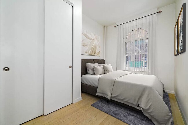 Foto del edificio - 227 West 20th Street