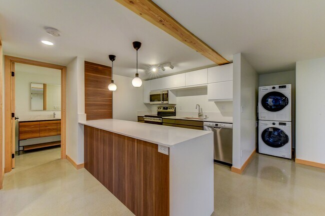 Foto del edificio - 3514 Burke Ave N