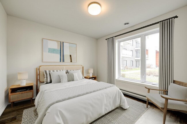 Photo du bâtiment - 2500/2570 Rue Maurice-Savoie