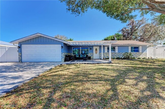Building Photo - 4 br, 2 bath House - 5521 Yorkshire Way