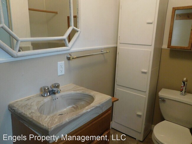 Building Photo - 1 br, 1 bath House - 702 S High St