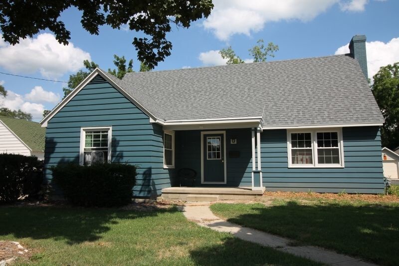 RENTED FOR 20202021 133 South Boone Court House for Rent in