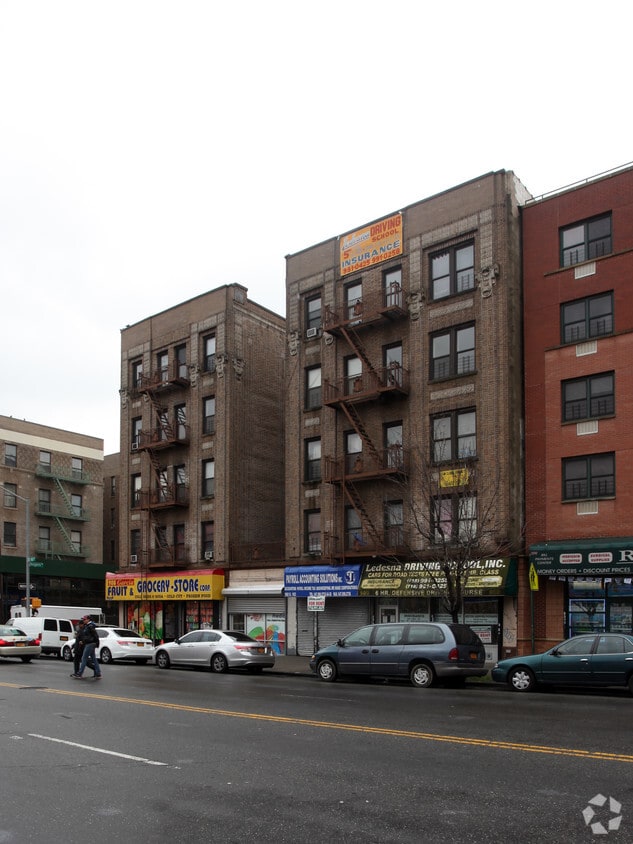 Building Photo - 903 Rogers Pl