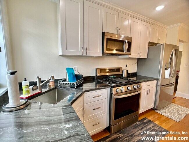 Building Photo - 1 Catenaccia Way