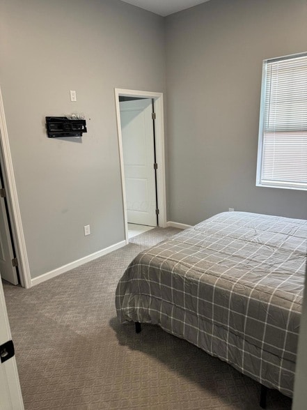 Foto del edificio - 462 S Hampton Rd