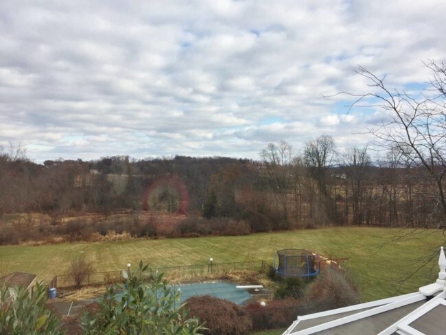 Foto del edificio - 7 Summerville Rd