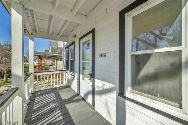 Building Photo - 4306 Buechner Ave