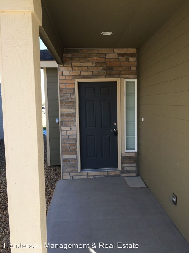 Building Photo - 3 br, 2.5 bath House - 2926 Denver Drive