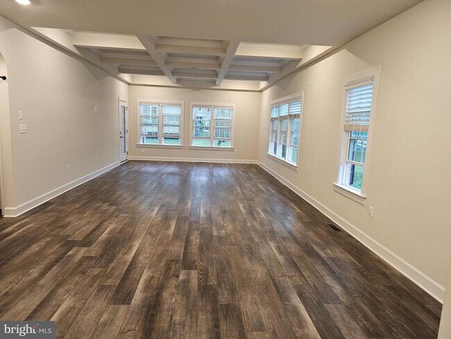 Foto del edificio - 2502 Vivaldi Ln