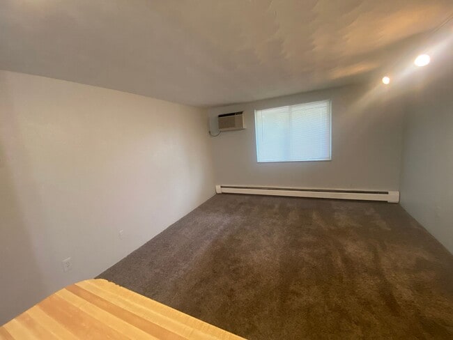 Foto del edificio - 2-Bedroom 2-Bathroom Condo in Country Club Villas!