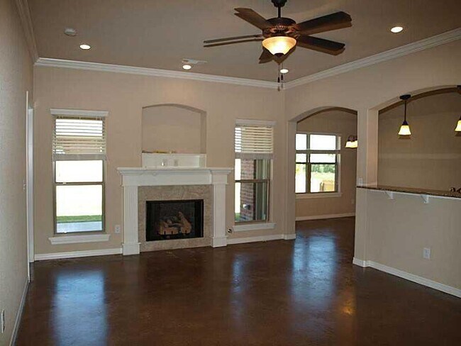 Building Photo - 3036 W Crystal Downs