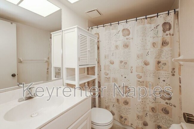 Foto del edificio - 1701 Courtyard Way