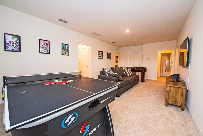 Building Photo - 5277 Oakbourne Ave