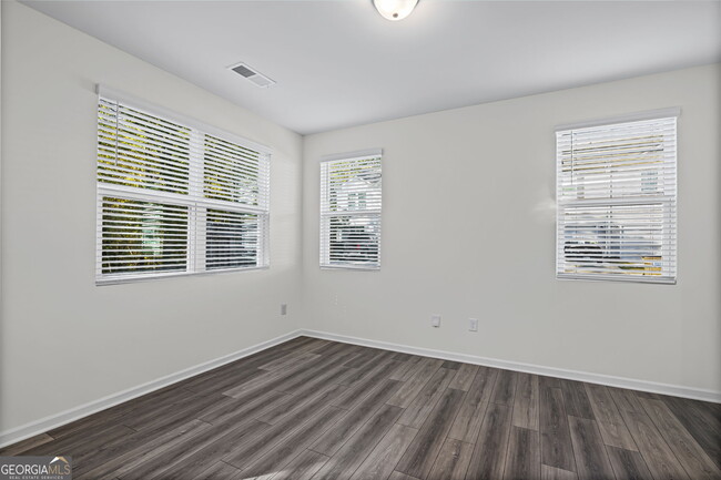 Building Photo - 1002 Paddington Dr