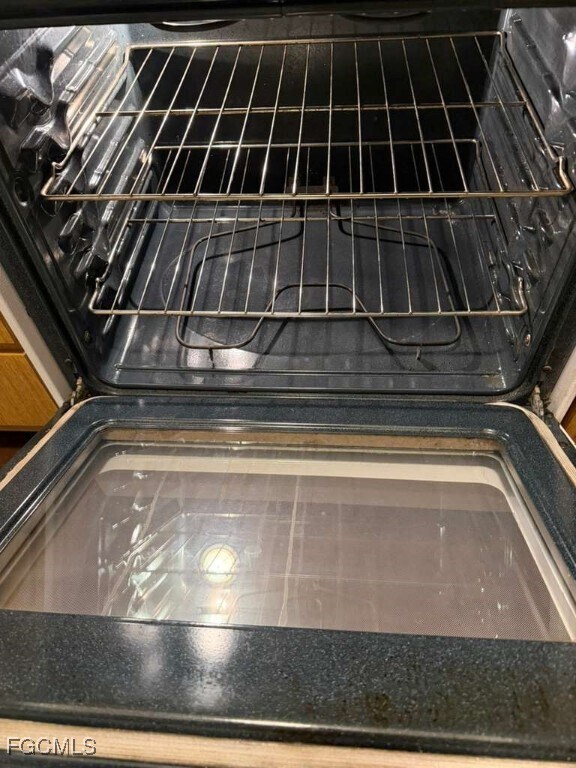 Foto del edificio - 608 Gerald Ave