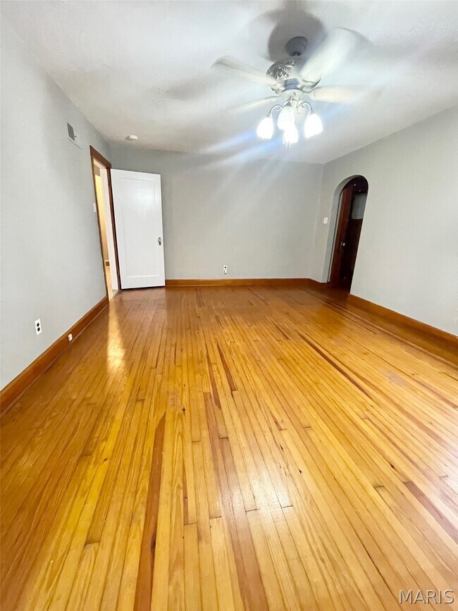 Foto del edificio - 1410 Lebanon Ave