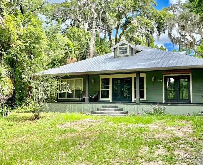 35925 Lakeshore Dr, Dade City, FL 33525 House for Rent in Dade City