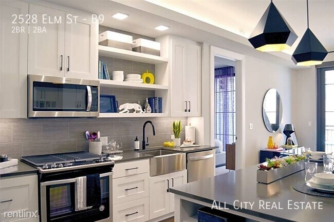 Foto del edificio - 2528 Elm St