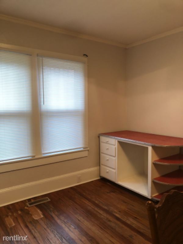 Building Photo - 2 br, 1 bath House - 142 Williamsburg Ave