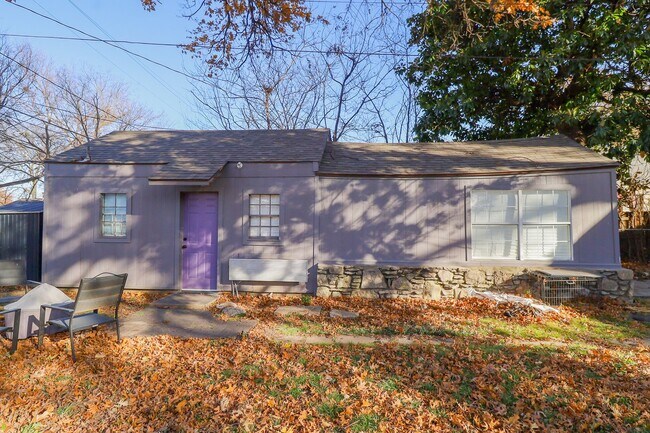 Foto del edificio - 1 Bed | 1 Bath in Midtown Tulsa!