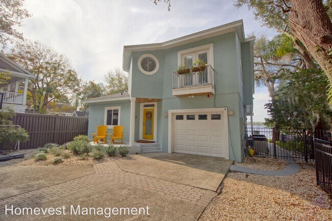Foto del edificio - 3 br, 3 bath House - 2221 Hoffner Avenue