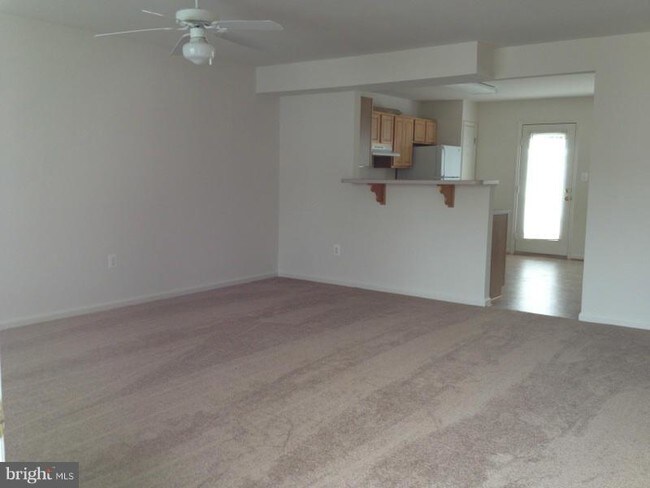 Building Photo - 209 Merrill Ct