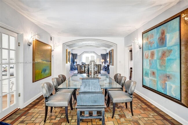 Foto del edificio - 940 Hollywood Blvd