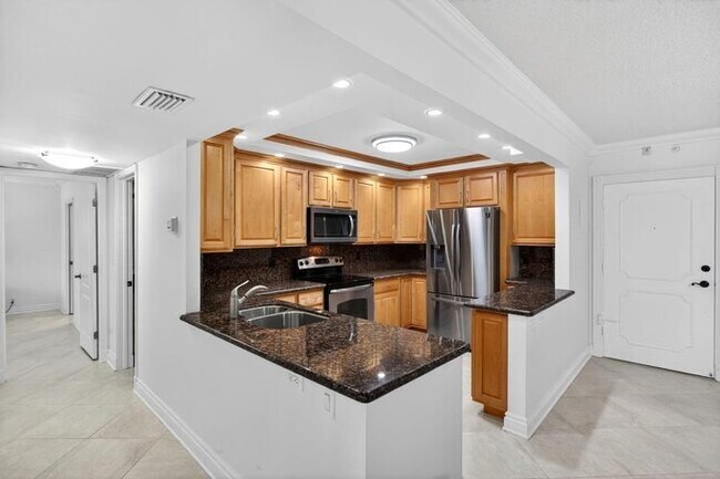 Foto del edificio - 405 N Ocean Blvd
