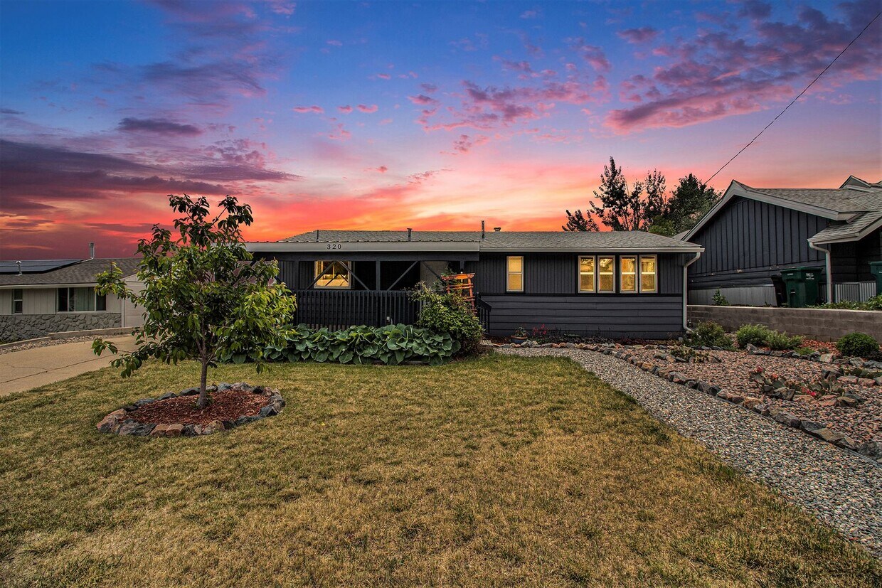 Primary Photo - Single-Level 3 Bedroom 1 Bathroom Home in ...