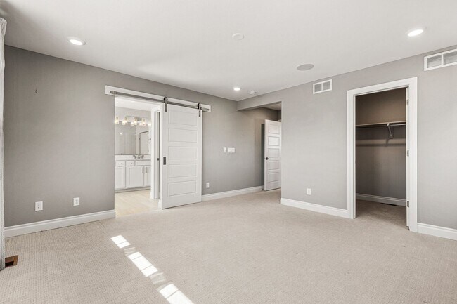 Photo - Beautiful Home in Commerce City!