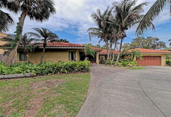 Building Photo - 1572 Harbor Dr