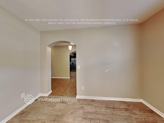 Building Photo - 5848 Windsong Oak Dr