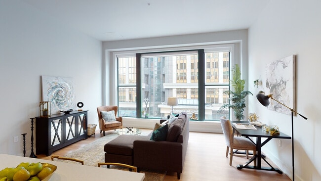 Building Photo - Plankinton Clover