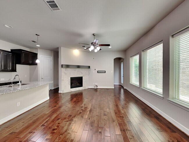 Photo - Breathtaking 4-bedroom home in the highly ...