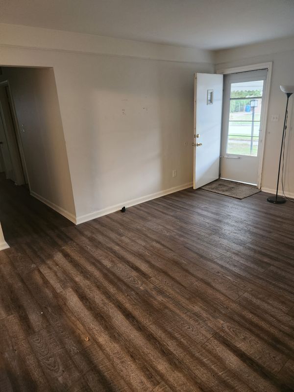 Foto del edificio - 26176 Andover St