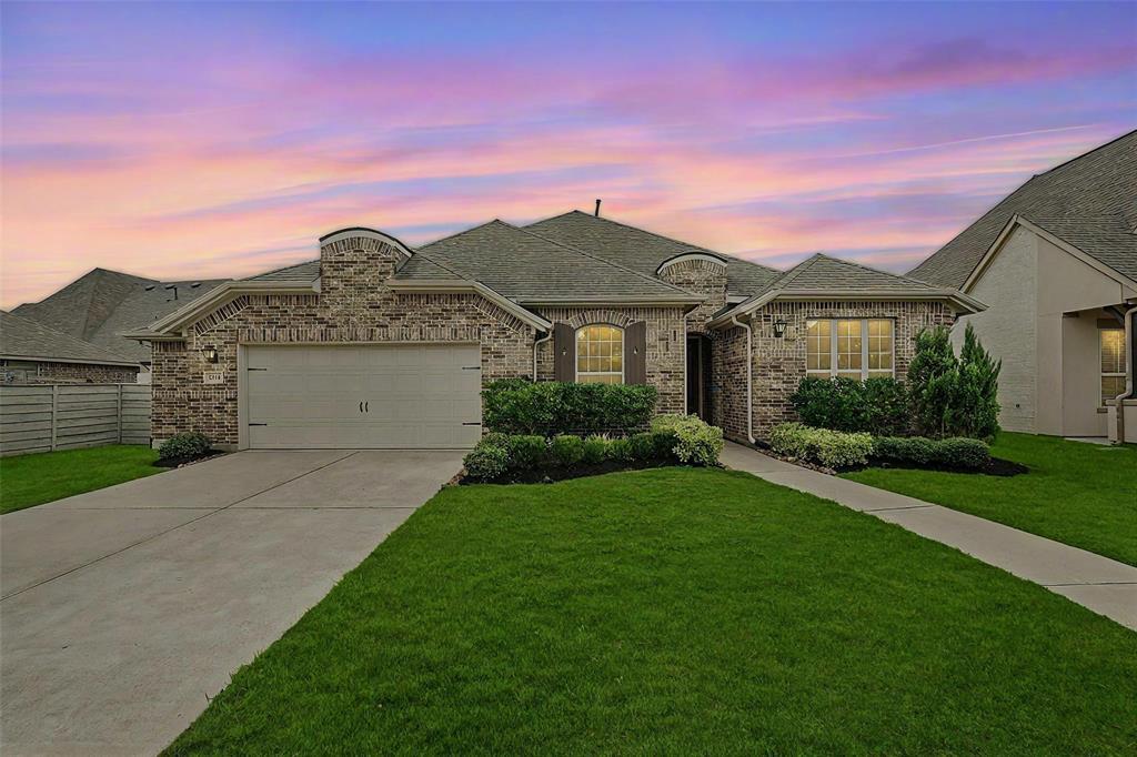 Foto principal - 2314 Piney Creek Dr