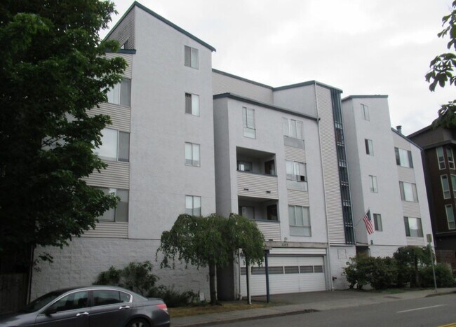 Foto del edificio - 5240 15th Ave NE