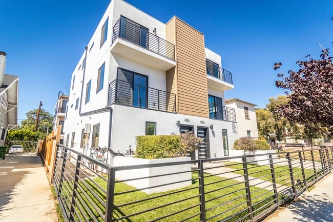 Photo - 4507 W 18th St Apartment