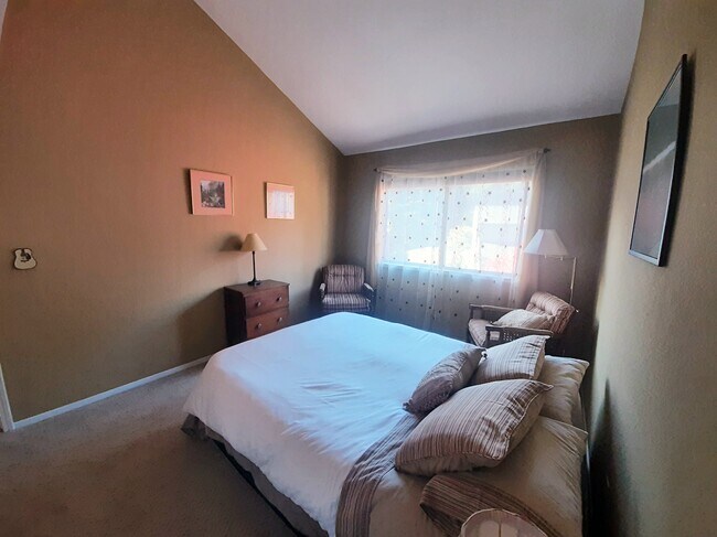 Colchón de aire disponible - 321 Village Creek Rd