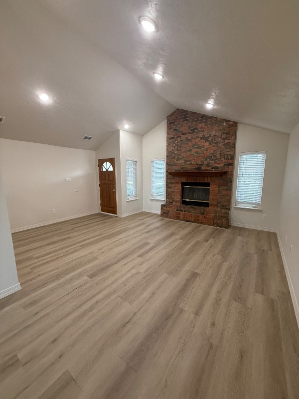 Building Photo - 2129 Country Meadows Dr
