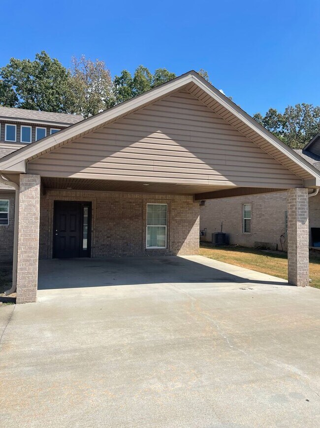 Building Photo - 3104 Olivia Ct