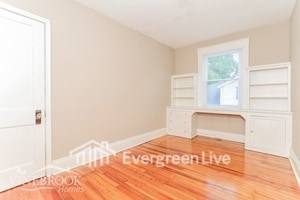 Foto del edificio - 4126 Harding Ave