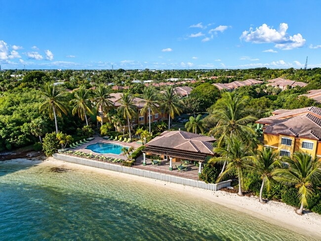 Building Photo - Manatee Bay Apartments