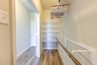 Building Photo - 3566 Paganini Pl