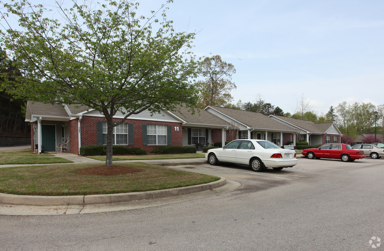 Primary Photo - Windcliff Apartments