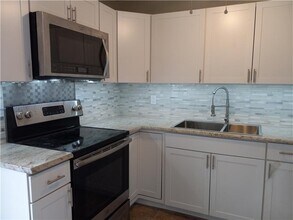 Building Photo - 2045 54th Ave