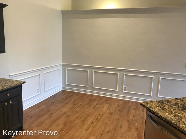 Building Photo - 3 br, 2 bath House - 496 S 2150 W #303
