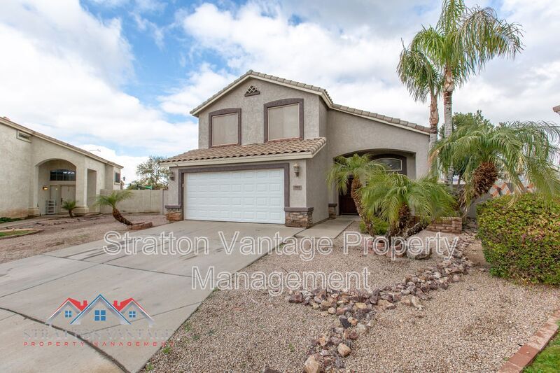Primary Photo - 2805 S Abbey Cir