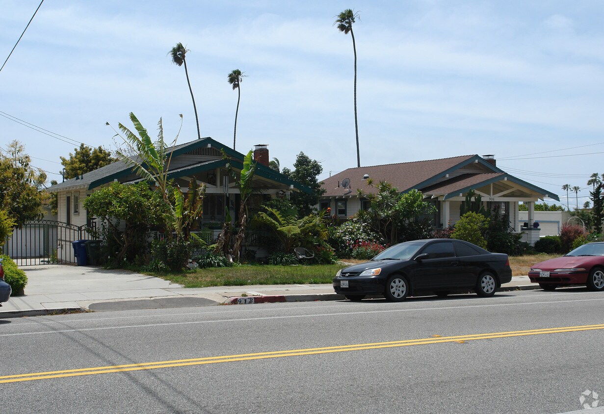 Building Photo - 906-918 E Santa Clara St